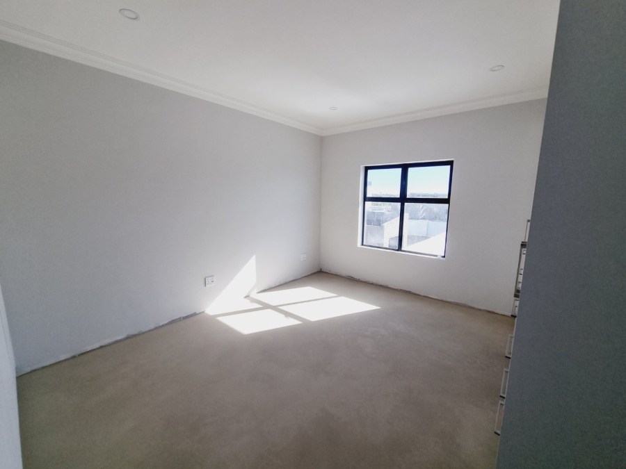 4 Bedroom Property for Sale in Sandown Western Cape